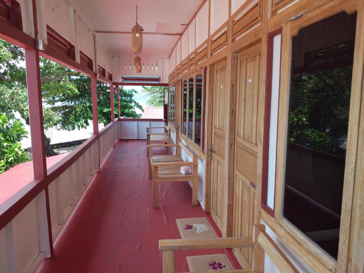 Arto Moro Bunaken Exterior photo