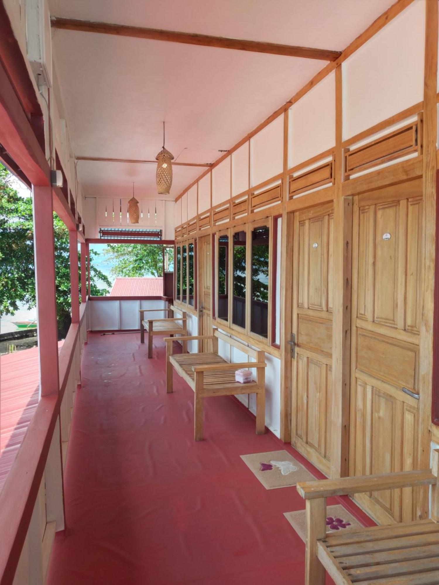 Arto Moro Bunaken Exterior photo